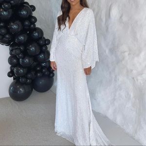 very elegant and can be worn in many occasions depending on how you dress it